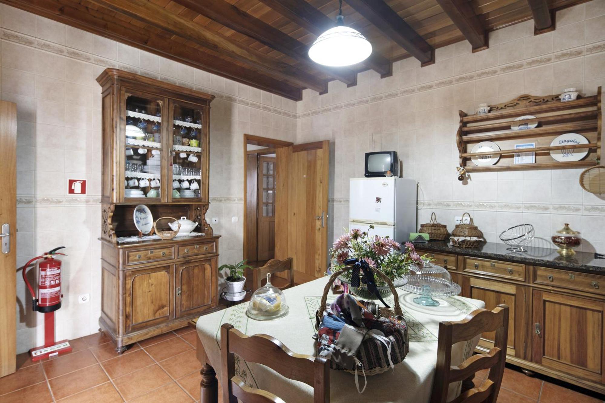 Casa Das Rosas Angra do Heroísmo Buitenkant foto